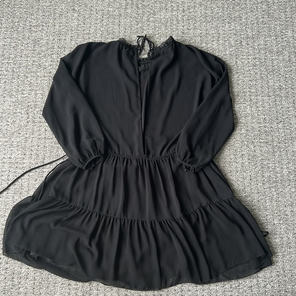 Aritzia Wilfred sz. Small open back chiffon skater dresss - Picture 6 of 7